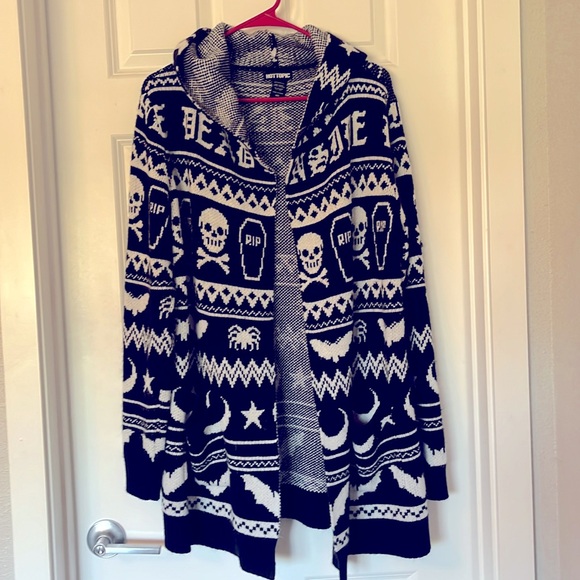DEAD INSIDE HOT TOPIC CARDIGAN MEDIUM 🧿🎃🔮🦇⚰️🕸️🕷️☠️💀 - Picture 3 of 6